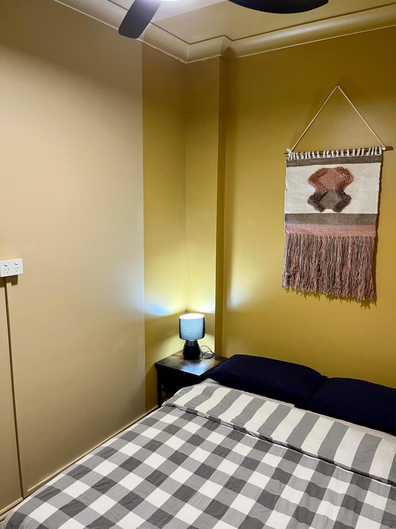 Mad Monkey Hostel Coogee Beach Randwick Bagian luar foto