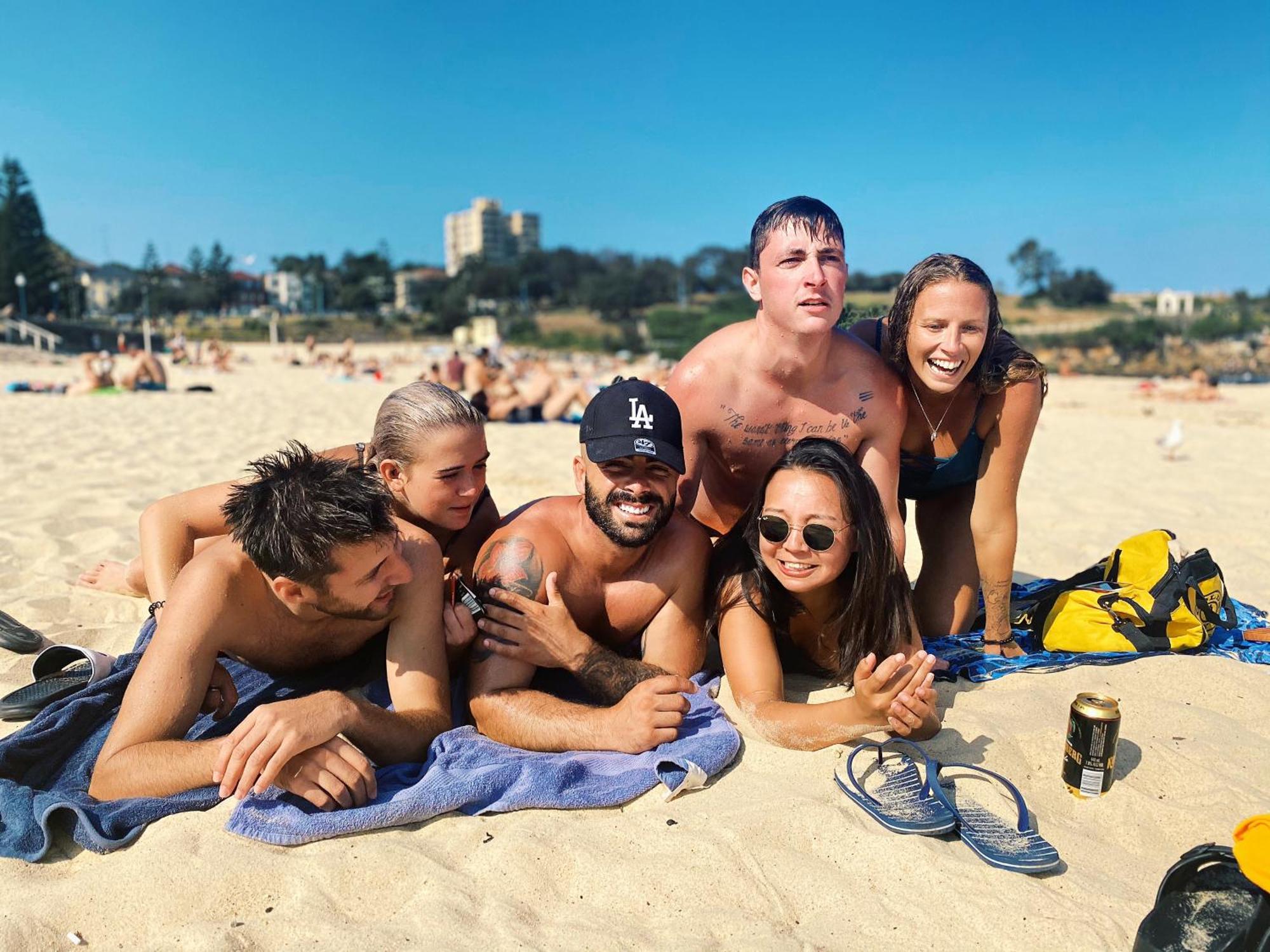 Mad Monkey Hostel Coogee Beach Randwick Bagian luar foto