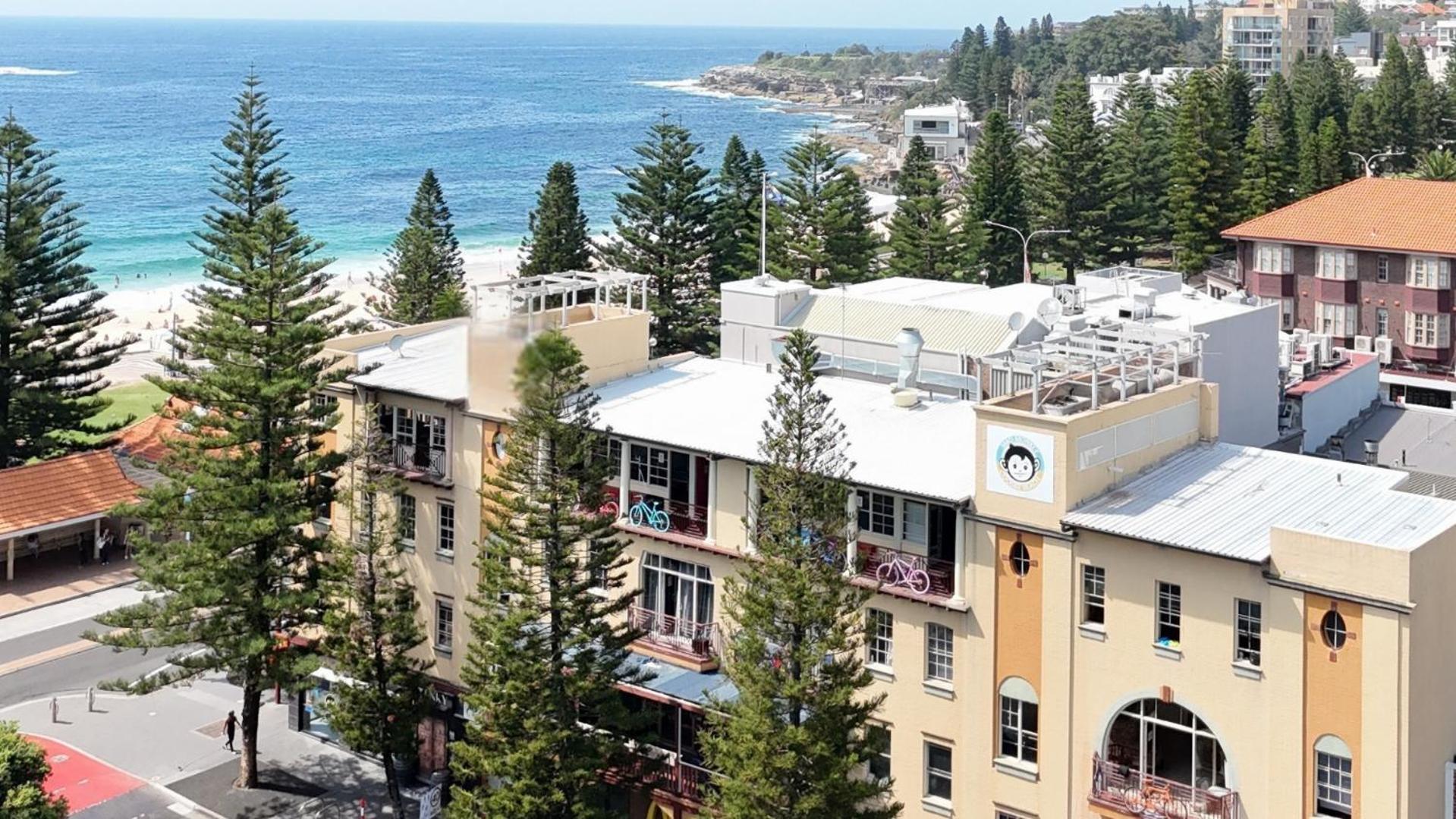 Mad Monkey Hostel Coogee Beach Randwick Bagian luar foto