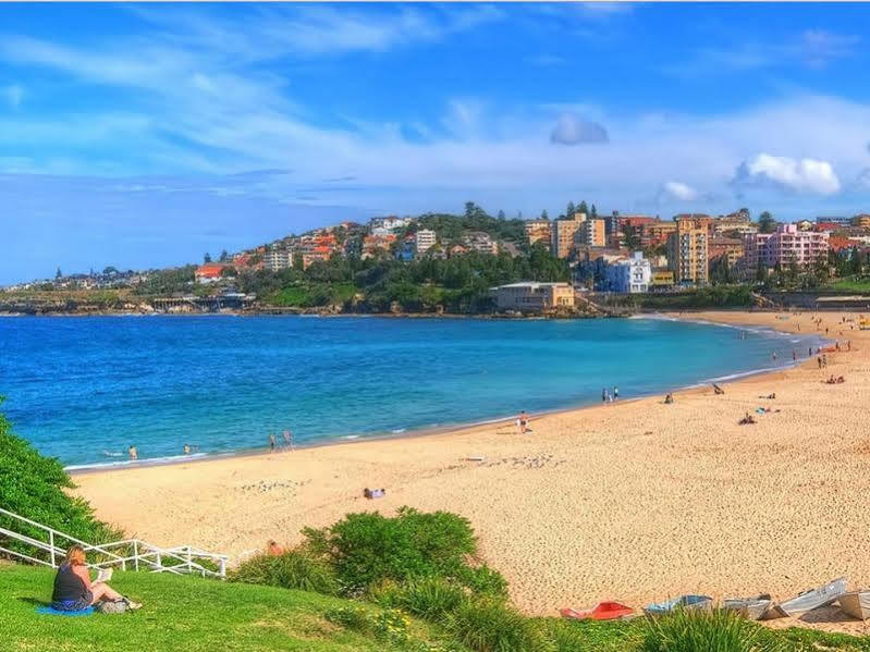 Mad Monkey Hostel Coogee Beach Randwick Bagian luar foto